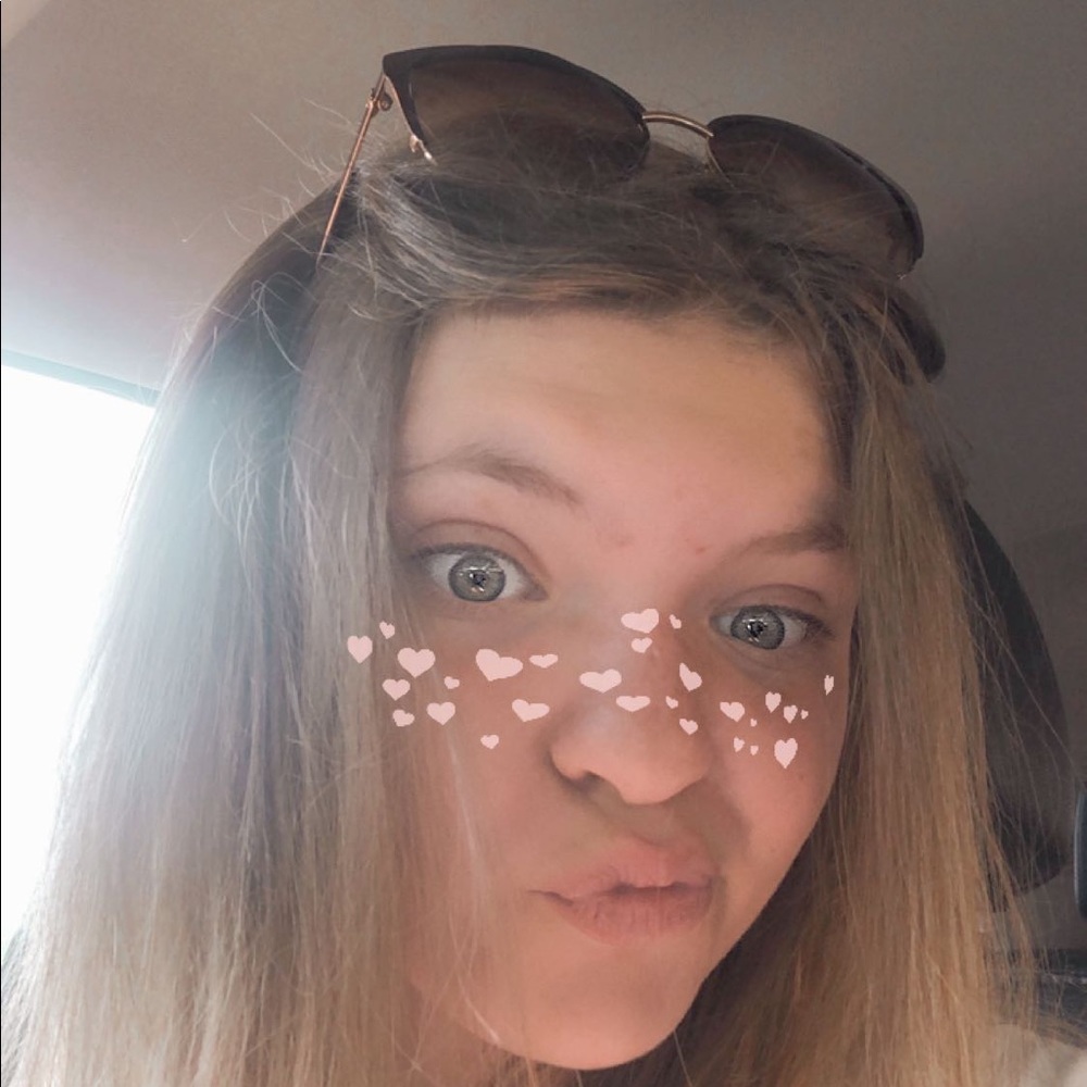 Meet your Posher, Meredith